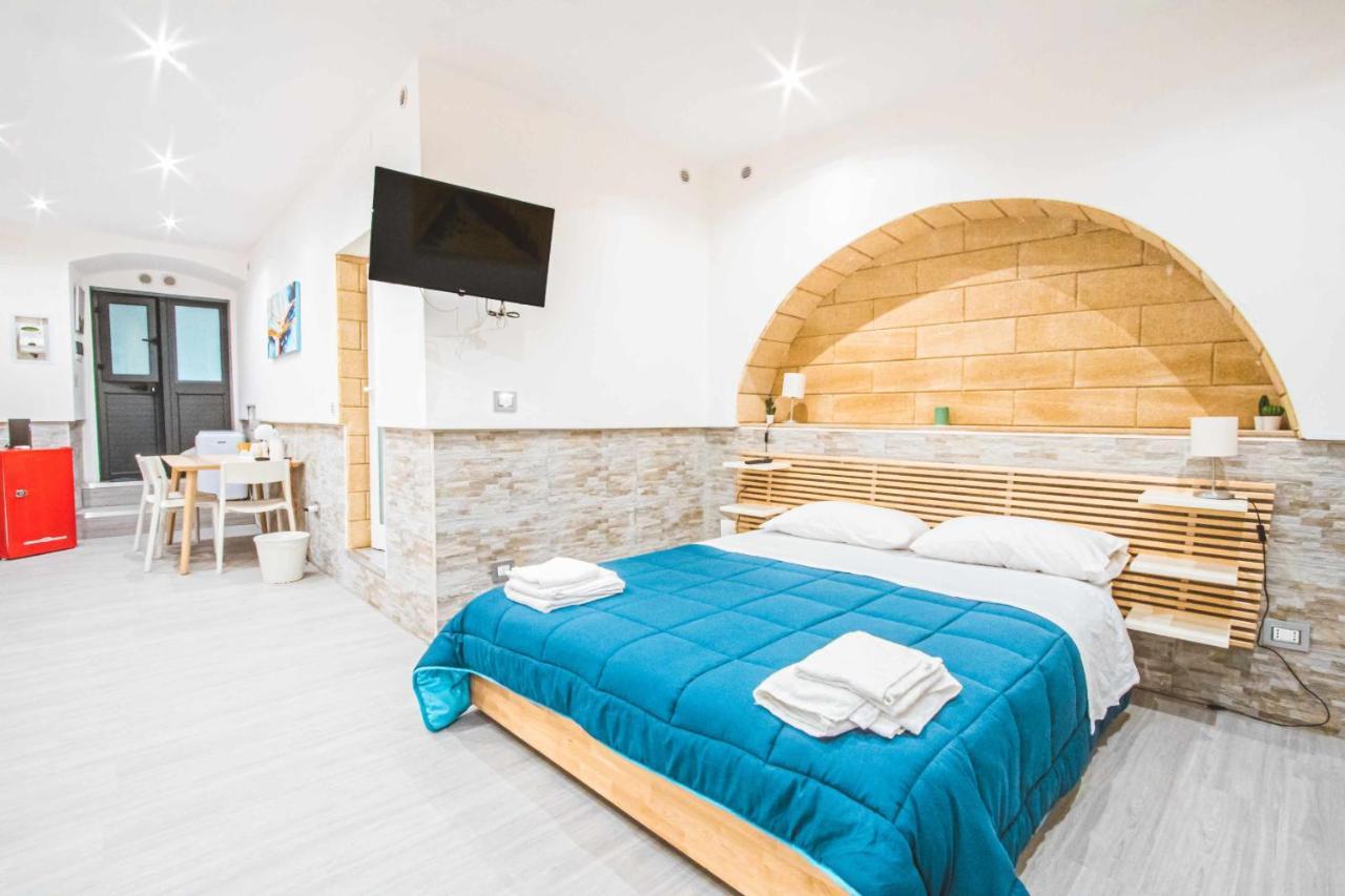 The Castle Apartment Bari Dış mekan fotoğraf
